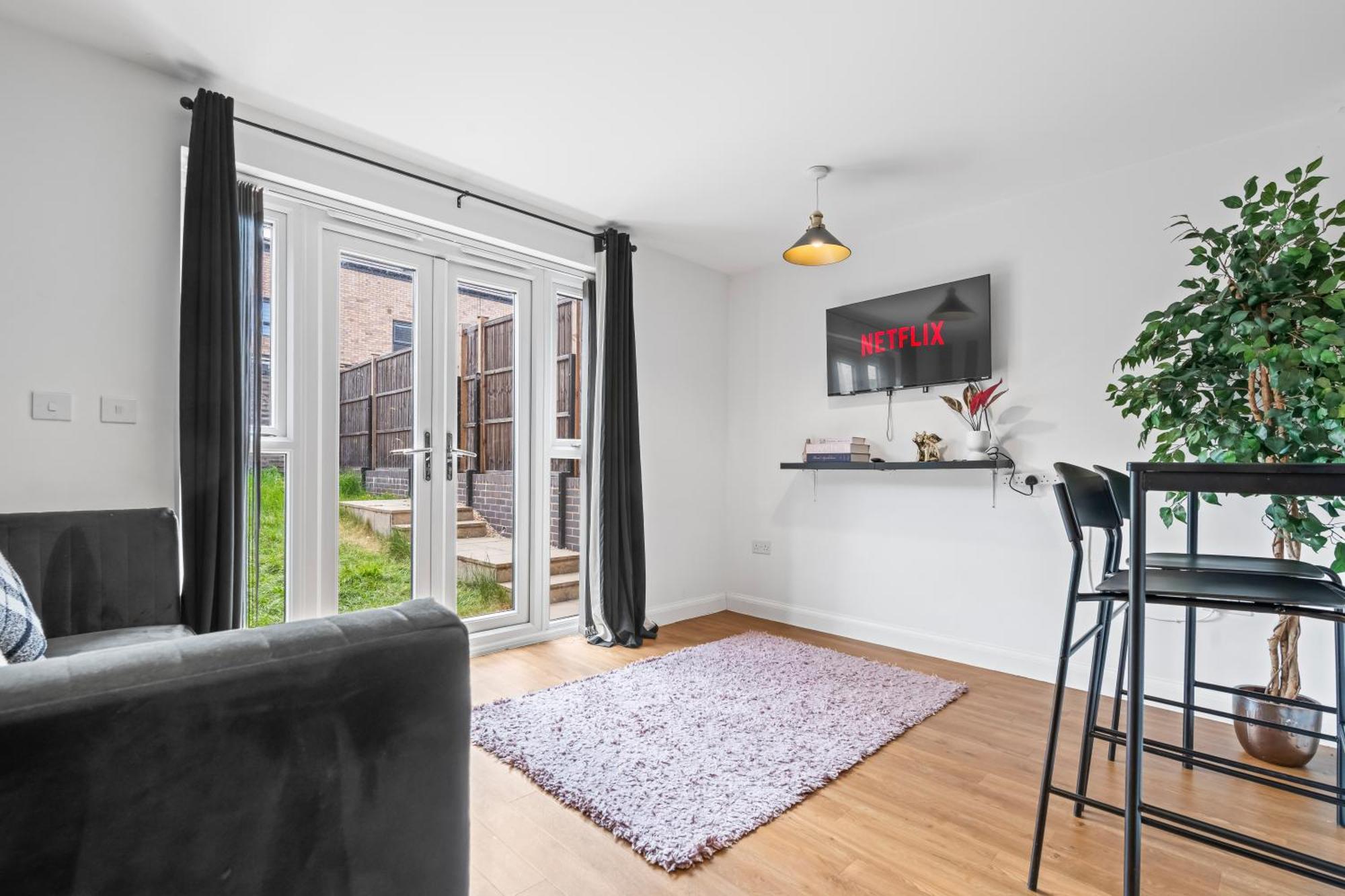 ברמינגהאם Lotus Haus - Wellington Homes - With Off Road Parking מראה חיצוני תמונה