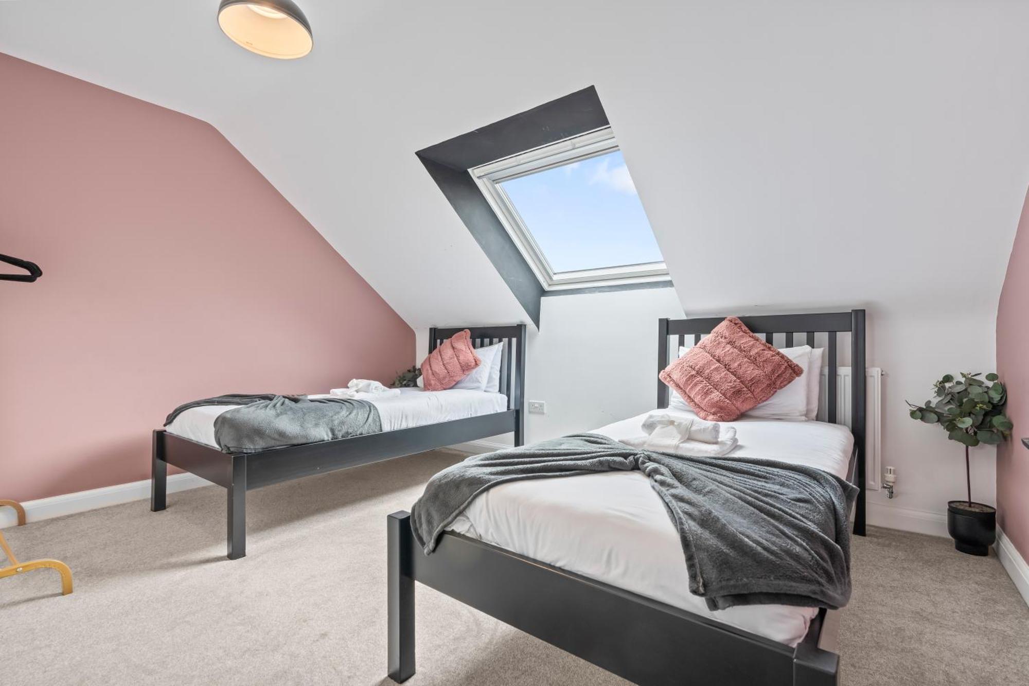 ברמינגהאם Lotus Haus - Wellington Homes - With Off Road Parking מראה חיצוני תמונה