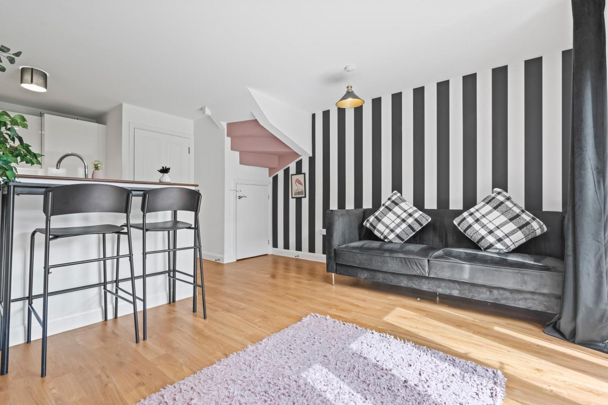 ברמינגהאם Lotus Haus - Wellington Homes - With Off Road Parking מראה חיצוני תמונה